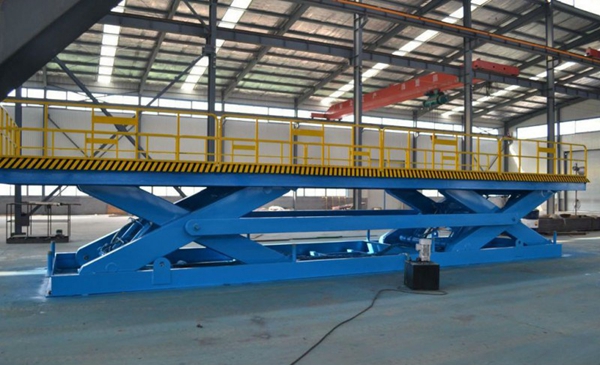 通過幾個(gè)小細(xì)節(jié)維護(hù)液壓升降機(jī) 液壓升降機(jī)